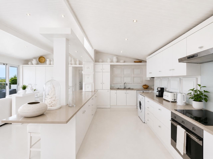 To Let 3 Bedroom Property for Rent in Clifton Western Cape